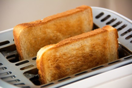 toast-1077984_1280